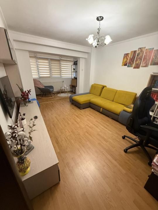 Apartament 3 camere Prundu – fotografia 2 din 5