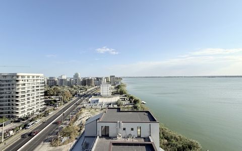 Apartament de vanzare cu 2 camere Mamaia–vedere la Lacul Siutghiol