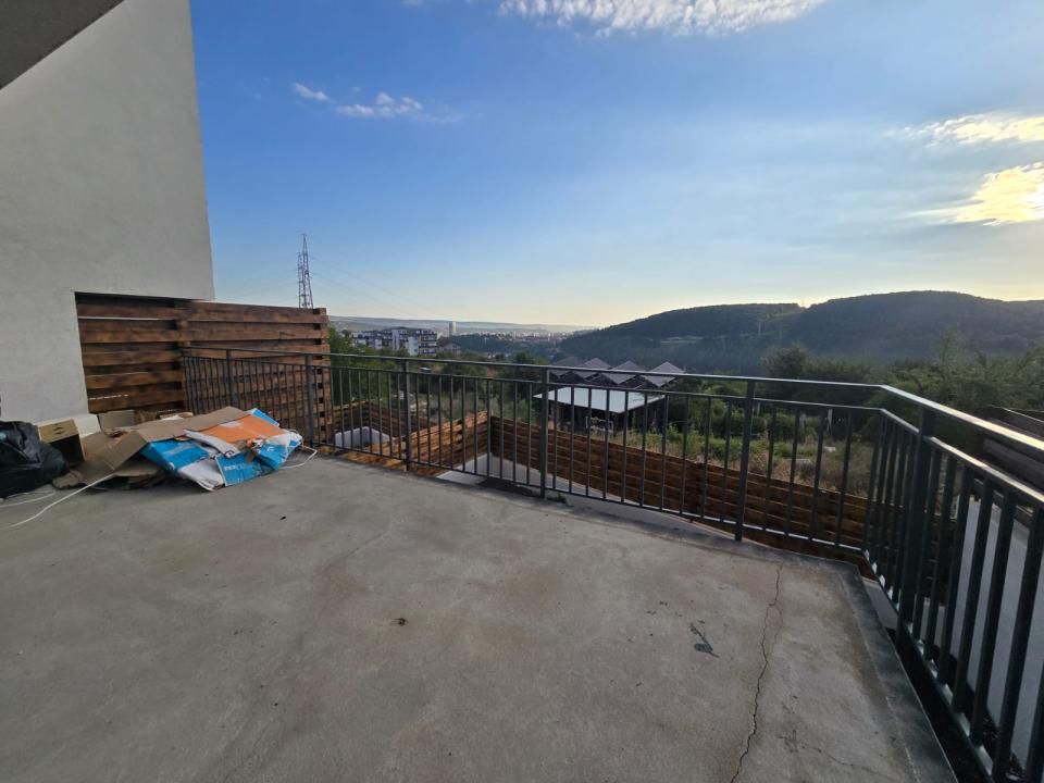 Duplex cu 180 mp utili, terasă panoramică și teren 250 mp | Zona Vivo – fotografia 6 din 13