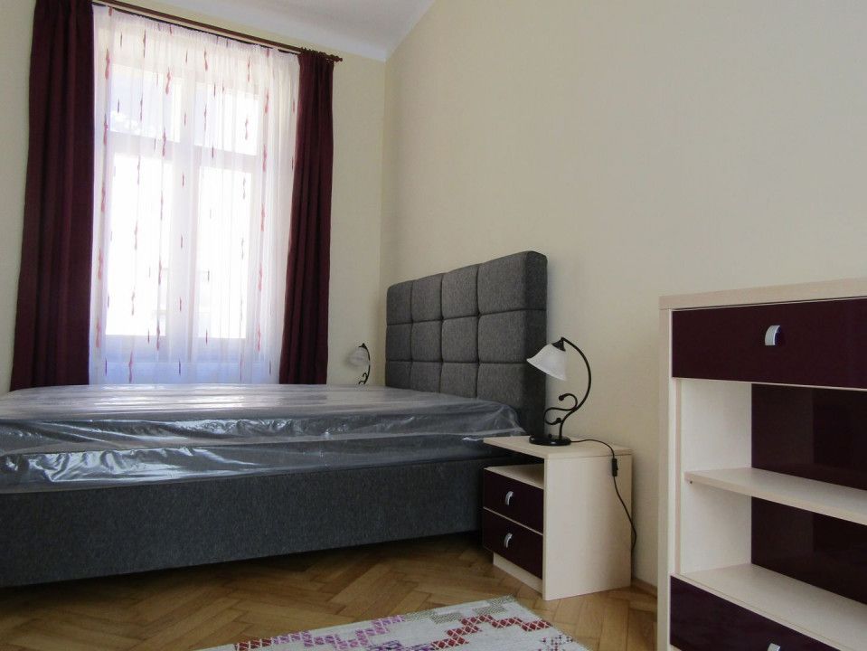Apartament cu 2 camere in zona ultracentrala – fotografia 3 din 13