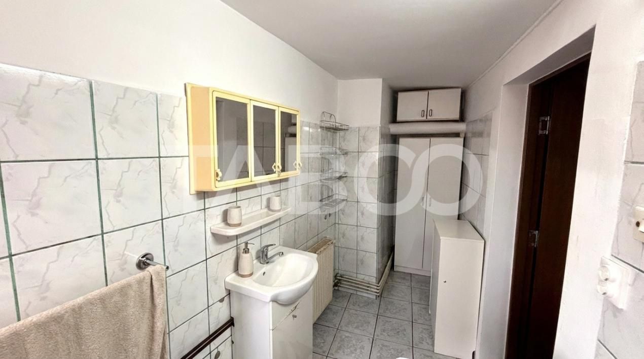 Apartament la casa + pivnita 93 mp utili de vanzare  Centrul Istoric – fotografia 7 din 11