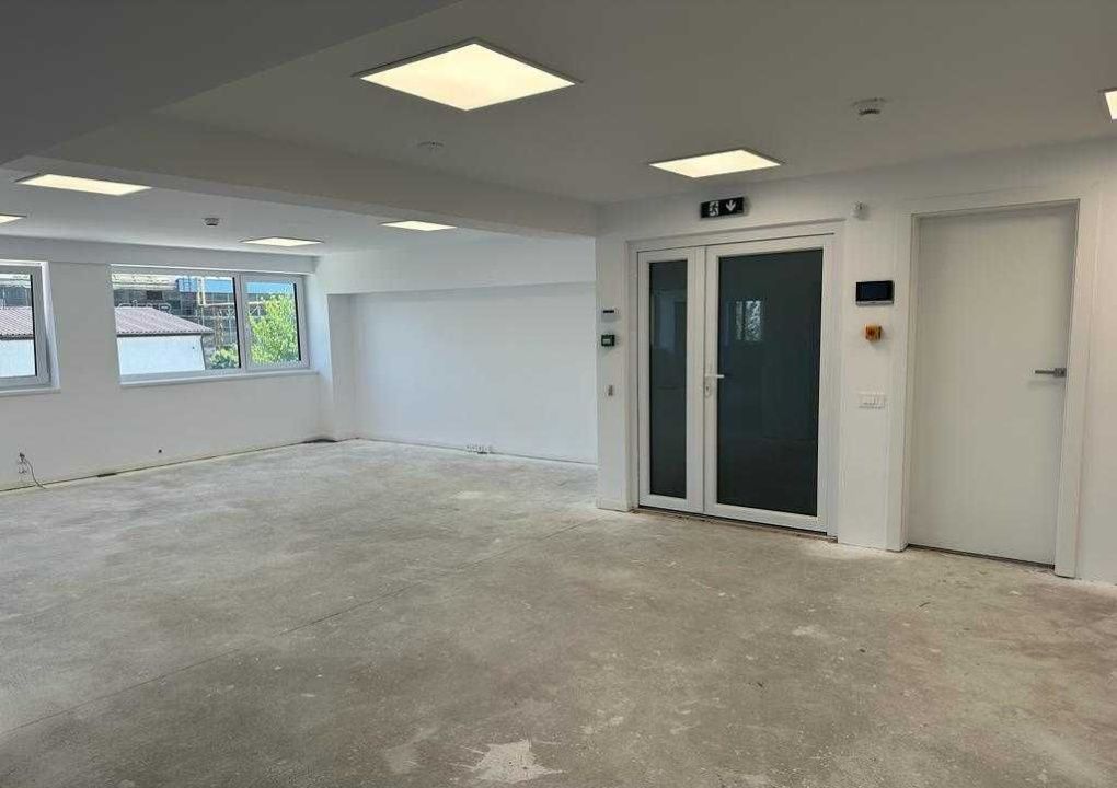 Spatiu birou/ alte activitati, renovat, 177 Mp, Zona Bd. Muncii – fotografia 2 din 7