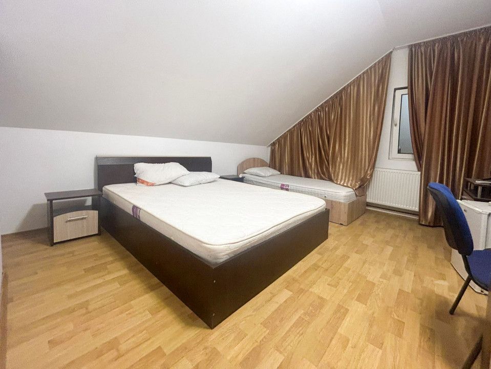 Pensiune cu 10 camere in Mamaia-Sat, zona LIDL . Oportunitate de investitie – fotografia 17 din 29
