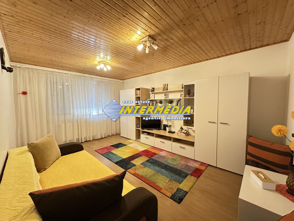 Apartament 2 camere Bloc Nou CENTRU Balcon Mansarda Boxa 12 mp Parcare Mobilat – fotografia 4 din 19