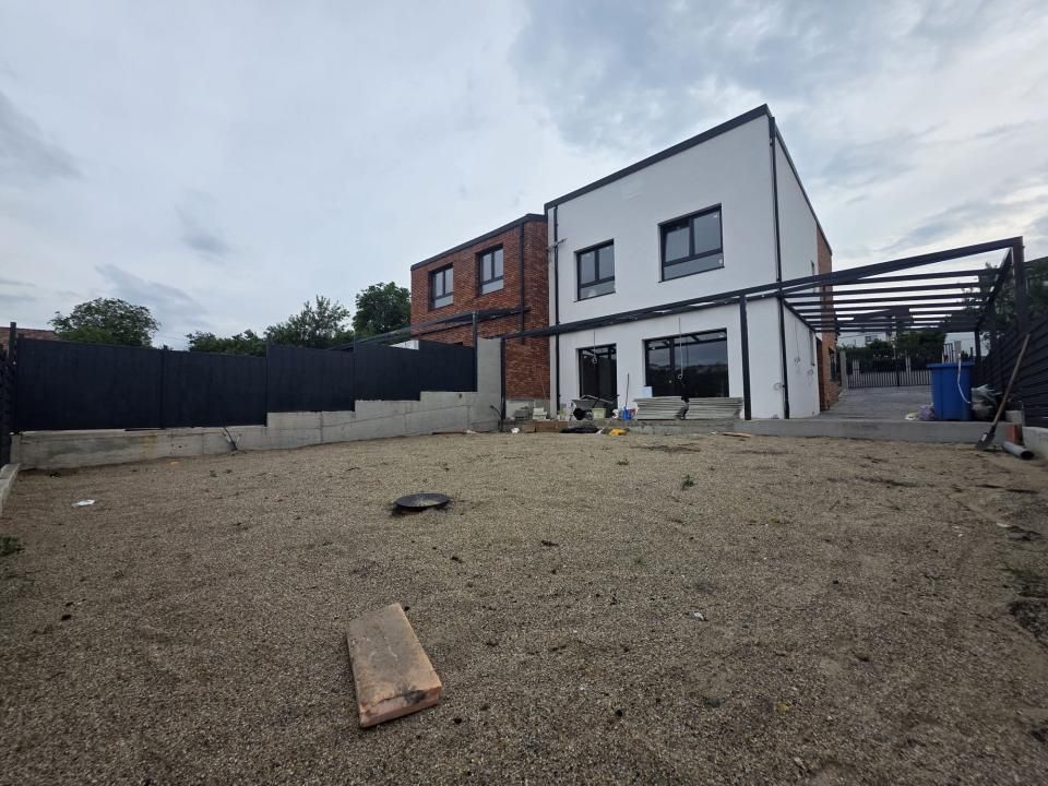 Duplex NZEB | S+P+E+Pod | Panouri solare | Dezmir – fotografia 5 din 9