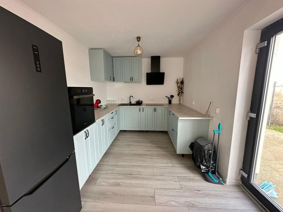 Casa 4 camere, 120mp, Carcea, zona Metro – fotografia 10 din 15