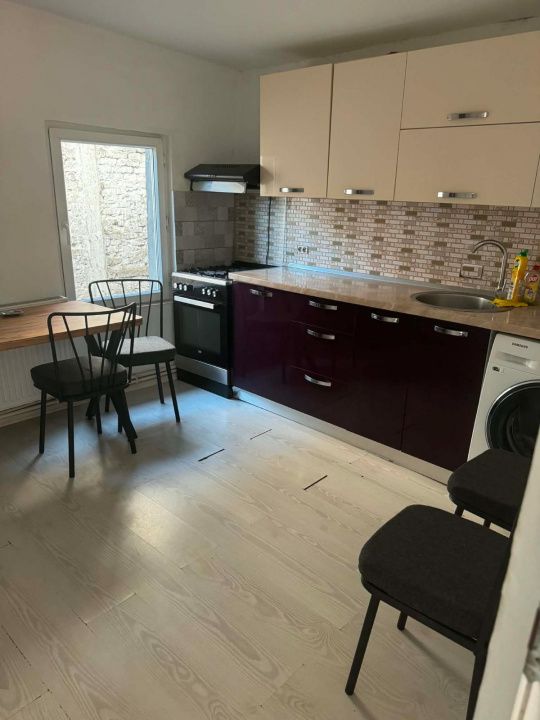 Casă cu 2 camere de închiriat în zona centrală – mobilată, utilată – fotografia 3 din 10