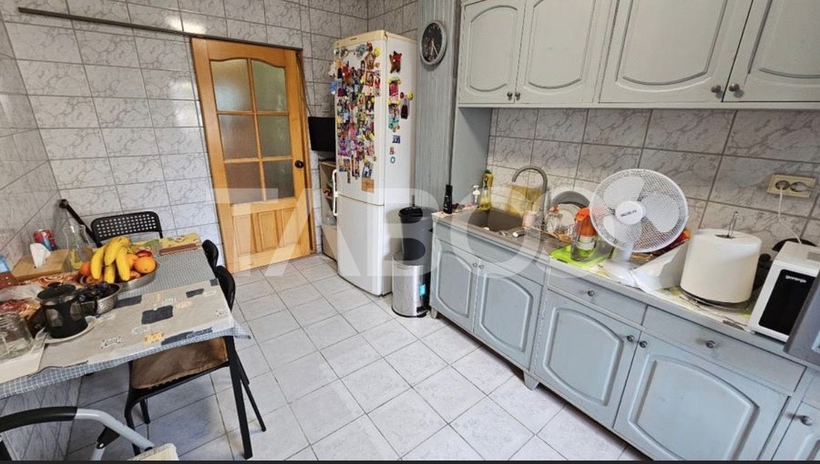 Apartament cu 4 camere decomandate de vanzare Manastur – fotografia 2 din 8