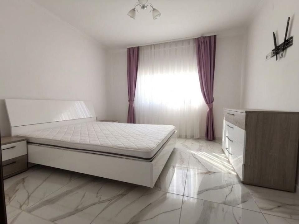 Casa de inchiriat cu 4 camere,curte, Santandrei, zona Mega Image, judetul Bihor – fotografia 5 din 13