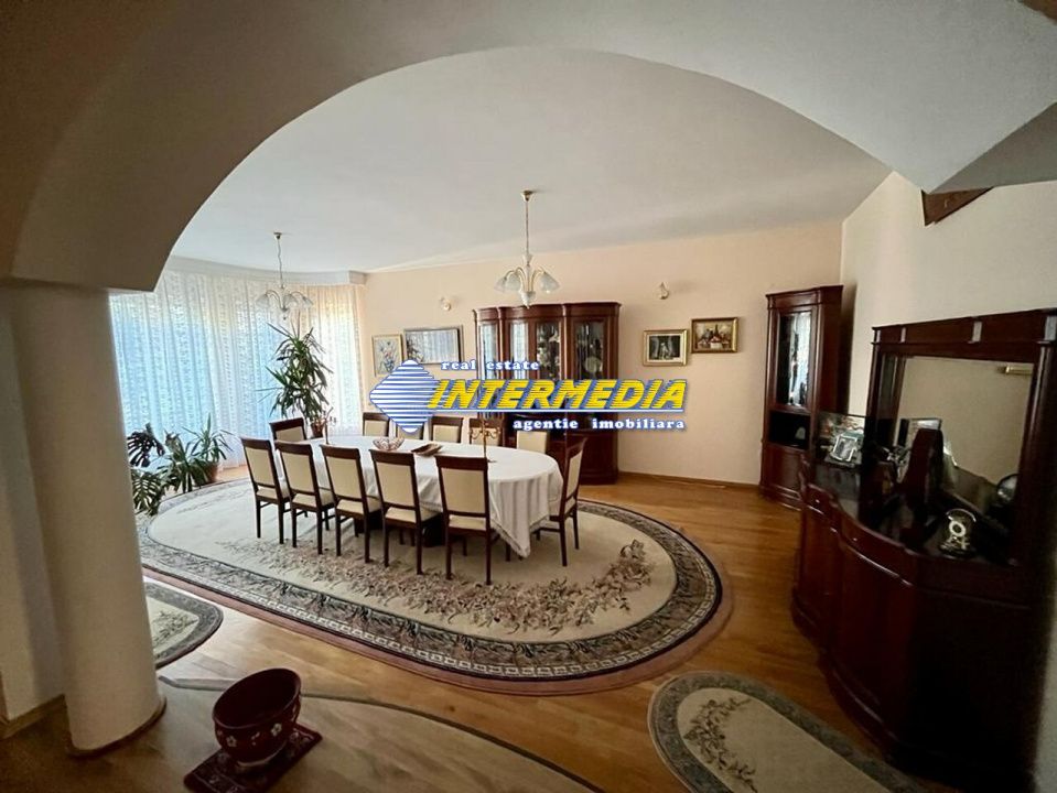 Vila de Vanzare  D+P+E+M+pod in Cetate Alba Iulia – fotografia 6 din 12
