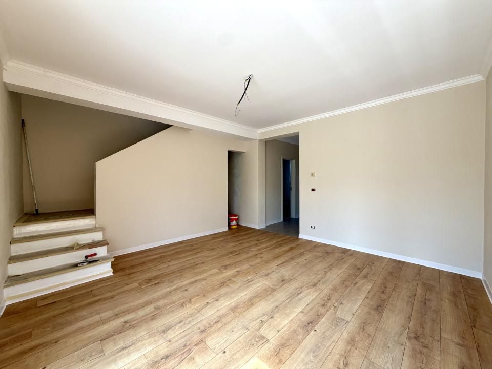 Duplex spatios, 4 camere, 93 mp utili, 235 mp teren - Sanandrei – fotografia 2 din 11