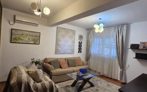 2 Camere de inchiriat | 13 Septembrie | Centrala Proprie | Parcare