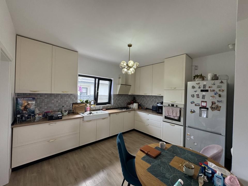 🏡 CASĂ INDIVIDUALĂ 3 CAMERE – SĂBĂRENI | TEREN 518 MP – fotografia 7 din 18
