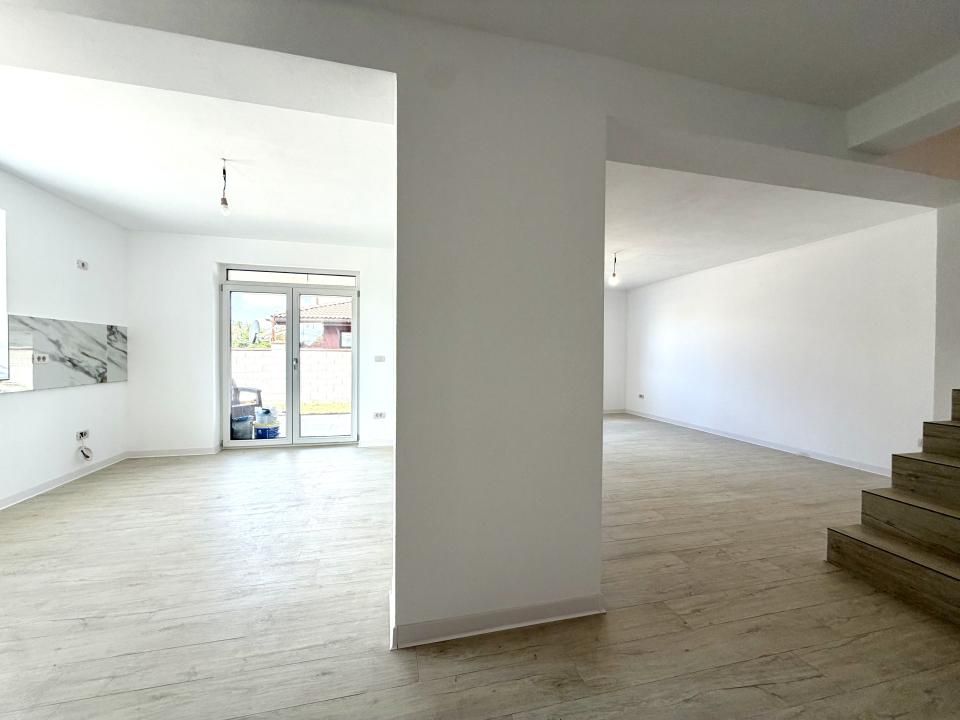 Duplex modern, 4 camere, 120 mp utili, 336 mp teren - Dumbravita – fotografia 2 din 12