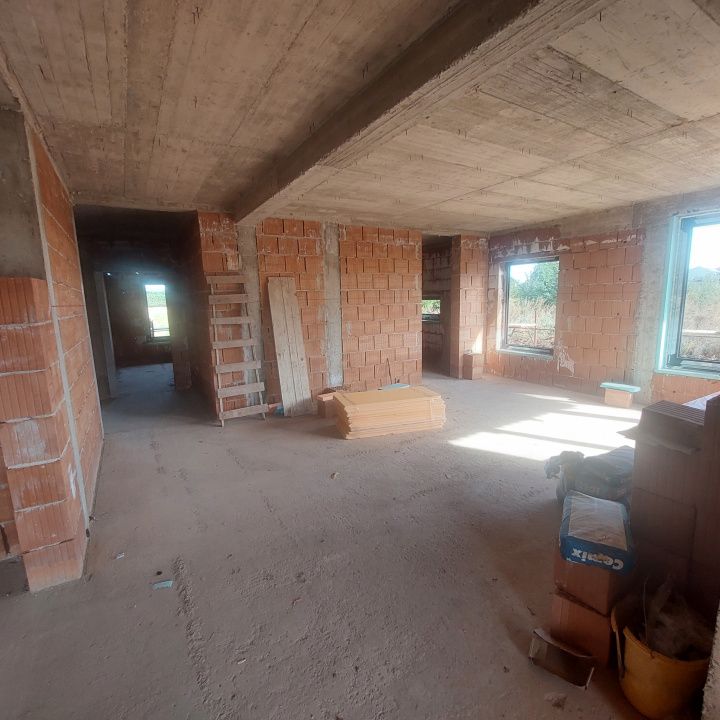 Casa noua cu 4 camere situata in zona Alba Miceti la asfalt cu toate utilitatile – fotografia 1 din 12
