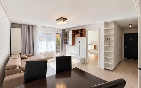 Se vinde GARAJ cu APARTAMENT cu 3 CAMERE inclus in pret - Floresti