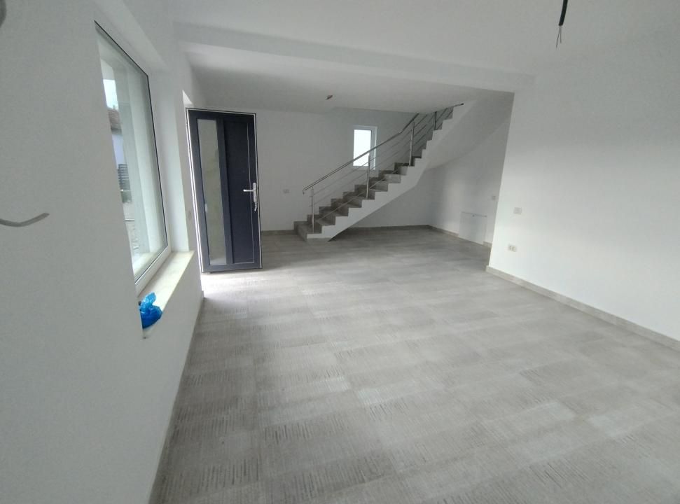 STEFANESTI | Casa individuala | teren 300 mp | AC 2026 – fotografia 4 din 11