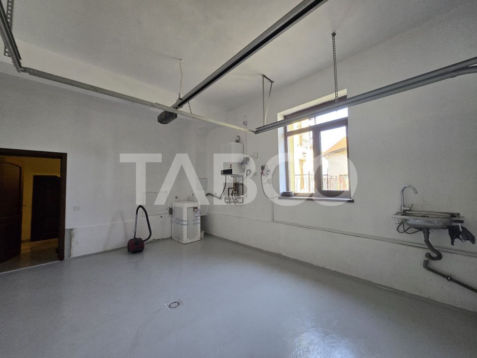 Casa noua de inchiriat 5 camere 200mp si Garaj zona Tineretului Sibiu – fotografia 27 din 28