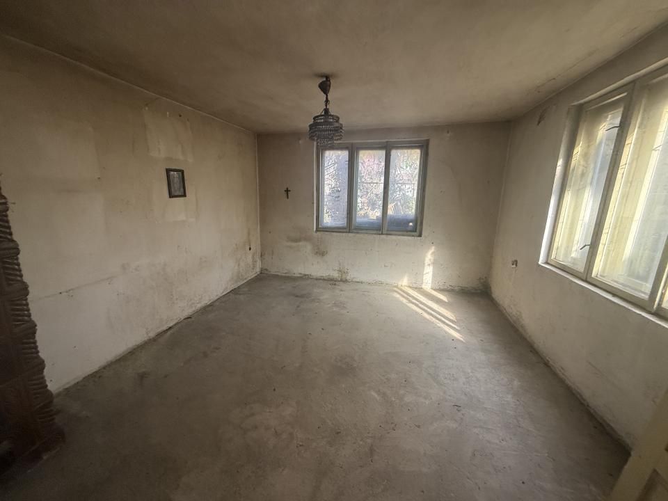 Casă renovabilă, 150 mp utili, teren 532 mp | Gruia – zonă bine cotată – fotografia 2 din 7