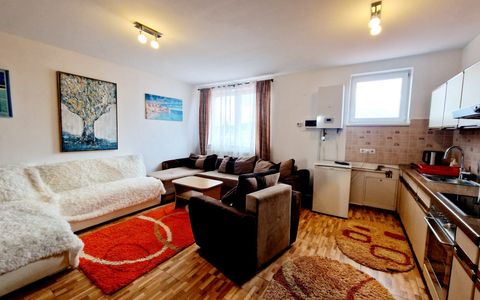 Apartament cu 3 camere mobilat si utilat situat la Vila