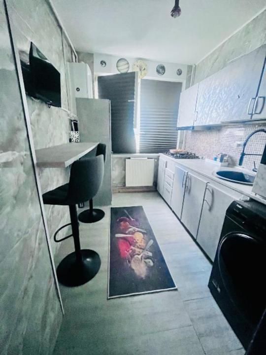 APARTAMENT 2 CAMERE RENOVAT *54 MP * CENTRALA  PROPRIE * 1DECEMBRIE 1918 – fotografia 9 din 13