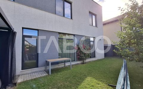 Casa moderna de vanzare tip qvadruplex 3 in 1 in Selimbar Sibiu