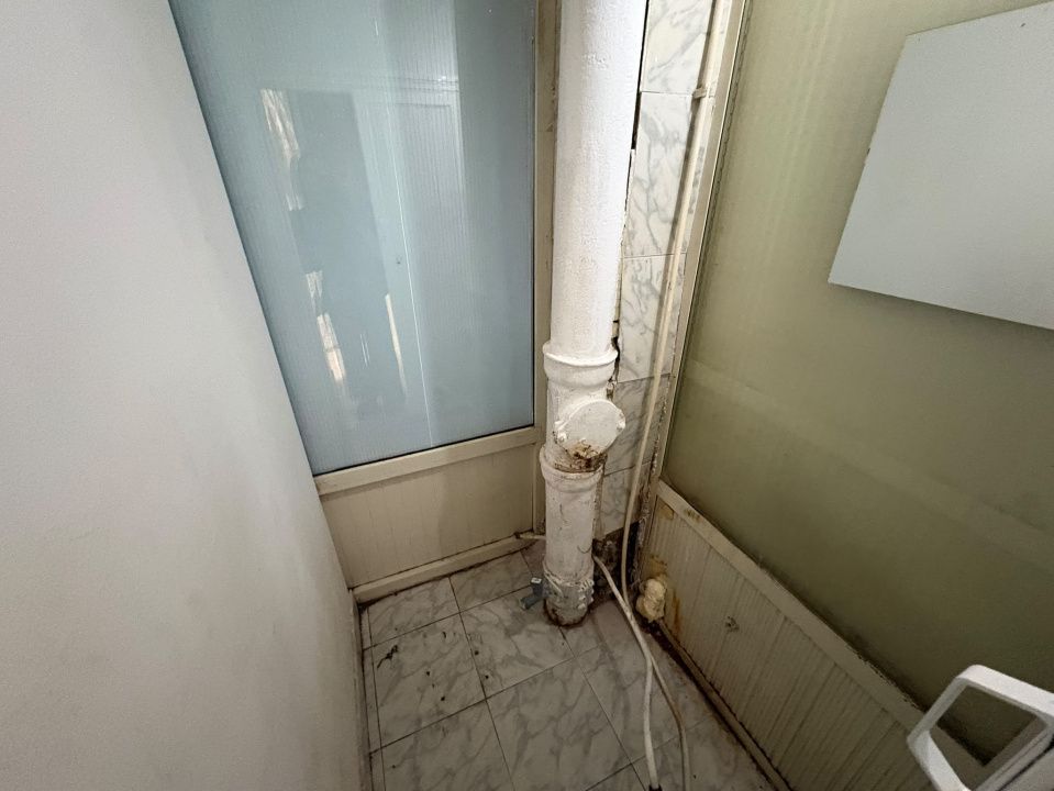Închiriere spațiu comercial situat în Târgu Jiu, Piața Centrală – fotografia 5 din 7