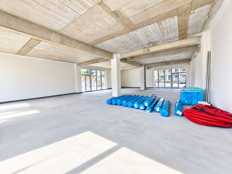 Spațiu comercial 177 mp + terasă 100 mp | Alimentație publică | 4 parcări | – fotografia 1 din 7