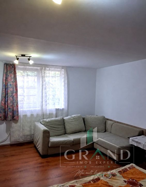 Un loc al tău, cu acces la curte și parcare, în Plopilor | Apartament 38 mp – fotografia 1 din 5