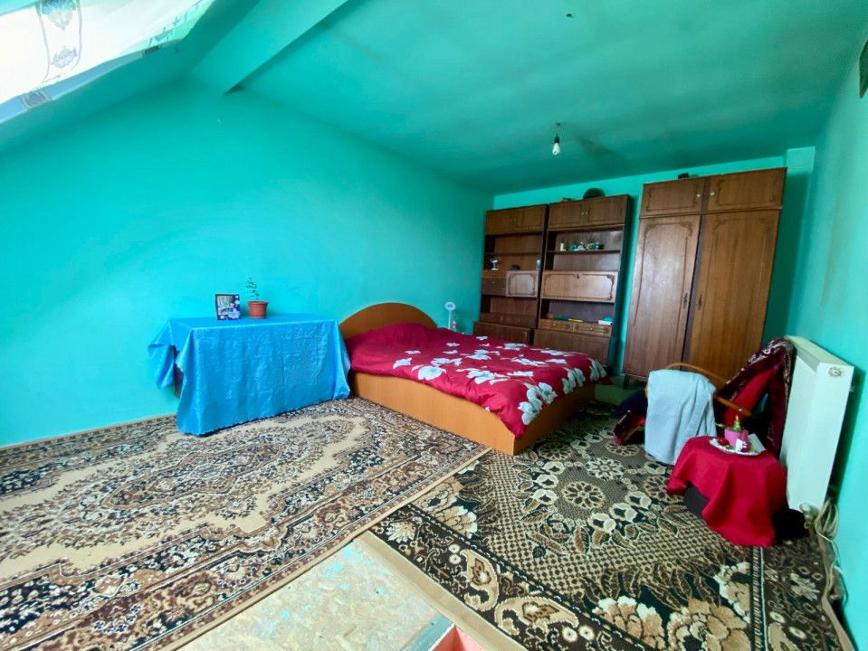 Apartament la mansarda cu 2 camere in Vasile Aaron – fotografia 5 din 6