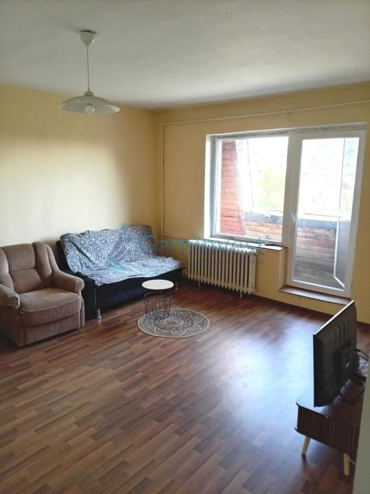 Apartament de vanzare in Oradea, 3 camere, cu un view deosebit zona Dragos Voda – fotografia 2 din 9