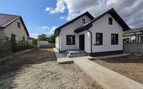 Exclusivitate! Casa la sol, 3 camere, posibilitate mansardare, Valu lui Traian!