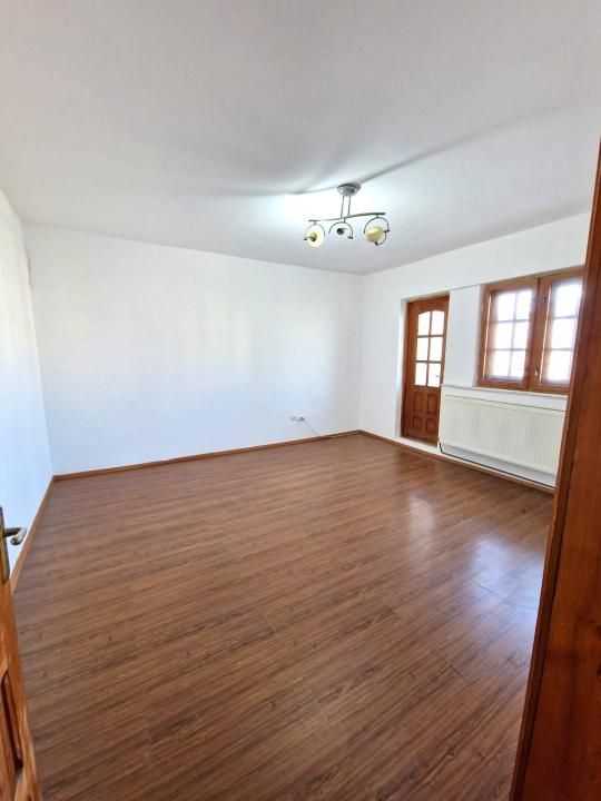 Apartament 3 camere Micro 4 ,et 7 – fotografia 4 din 10