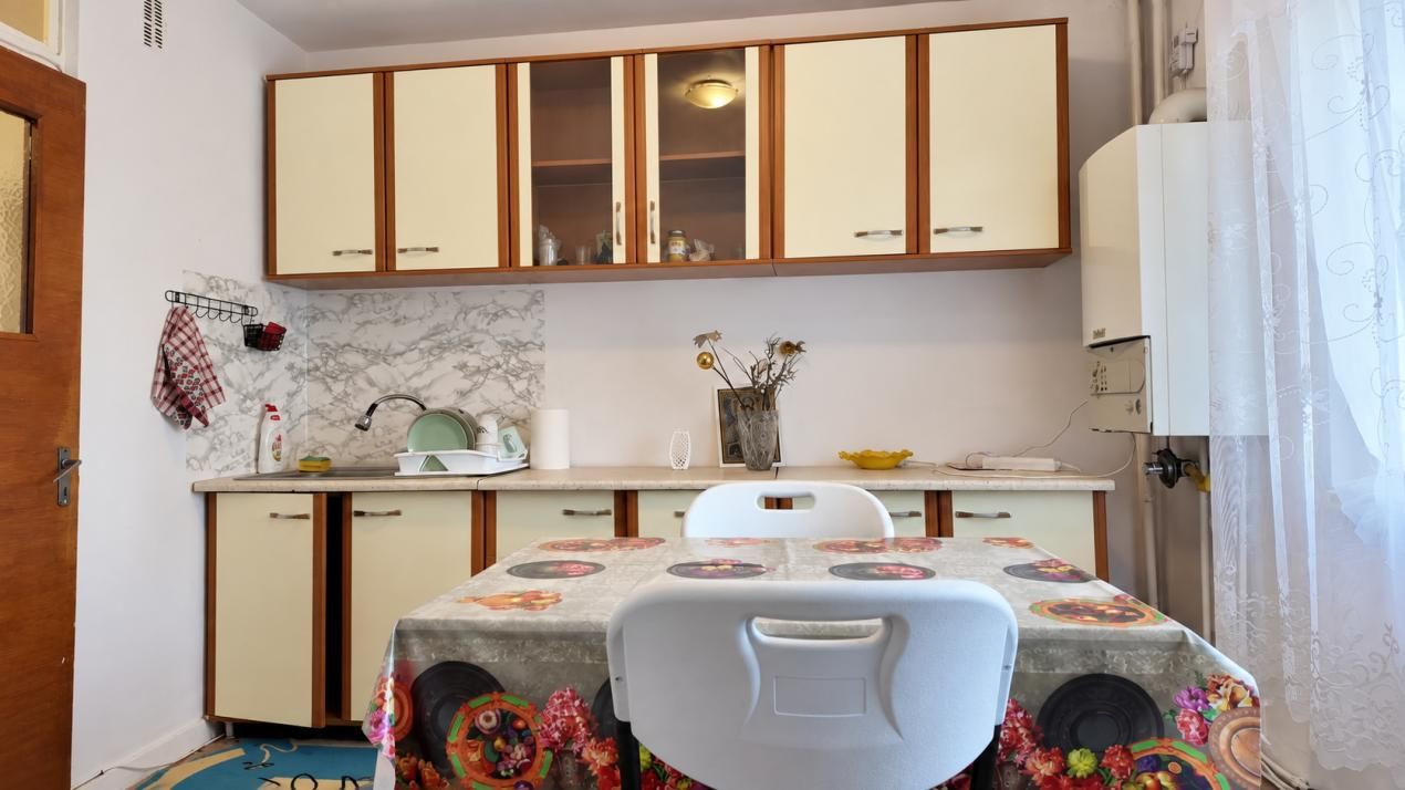 Închiriere apartament 3 camere, mobilat și utilat - zona Răcădău – fotografia 6 din 16
