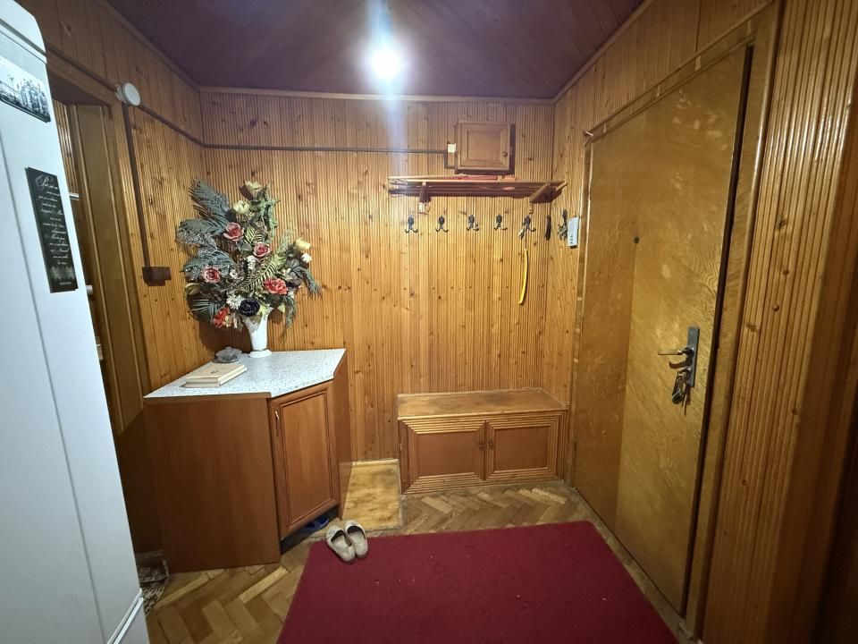 Apartament cu 3 camere, decomandat, parter - Lipovei – fotografia 9 din 9