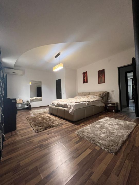 Vila impresionanta P+3, Bulevardul Mamaia, zona Tomis II – fotografia 5 din 12