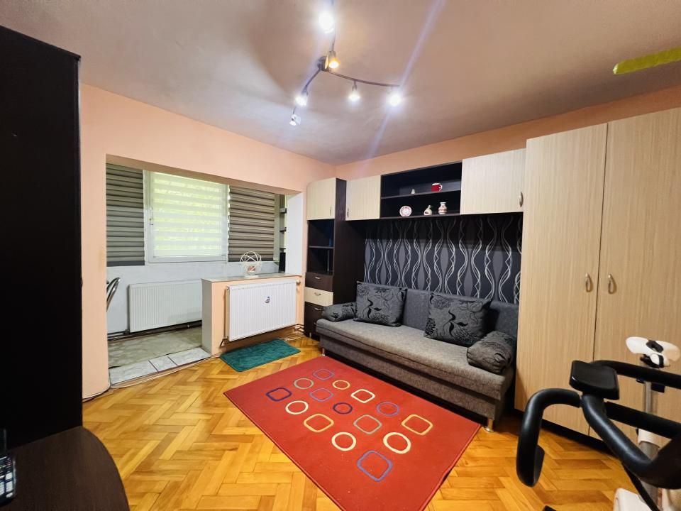 Apartament 3 camere, etaj 3, boxa - zona Torontalului – fotografia 7 din 14