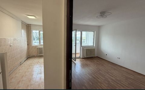 Apartament 2 camere decomandate în Manastur etaj intermediar