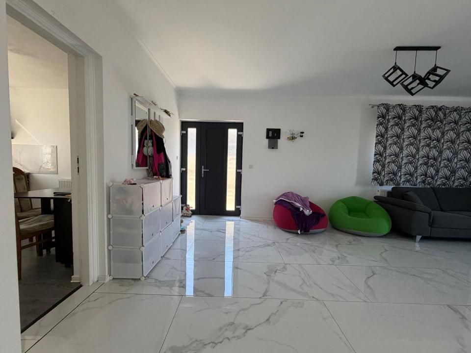 Comision 0 Cumparator | Duplex | Toate utilitatile | Asfalt | Mobilat si utilat – fotografia 5 din 18