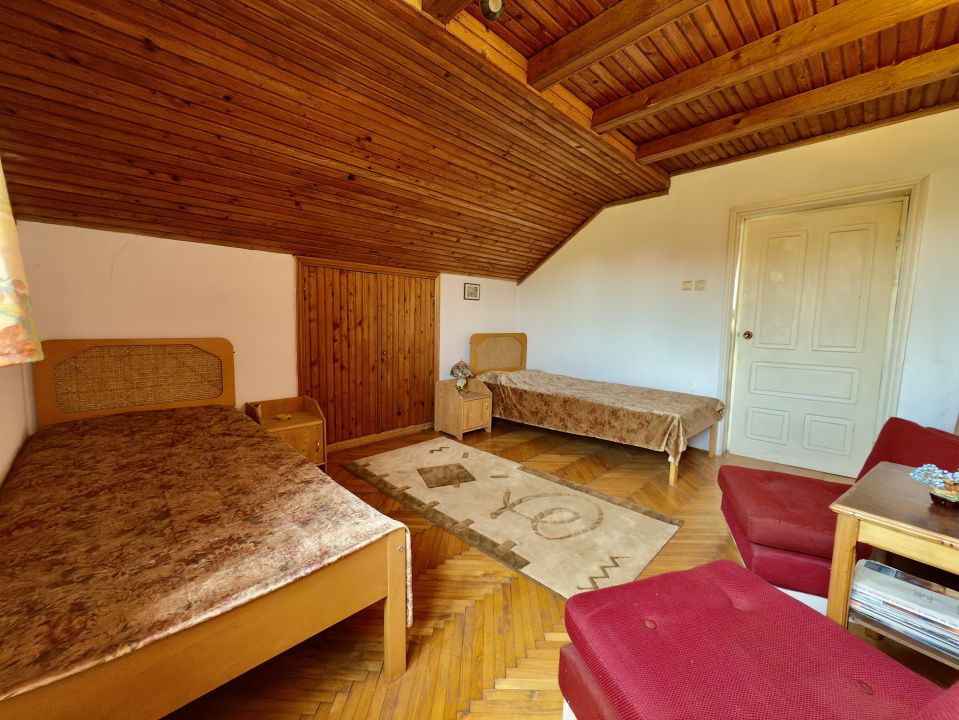 Vila spațioasă P+1+M de vânzare în Agigea | Teren 658 mp | Acces din 2 străzi! – fotografia 3 din 18