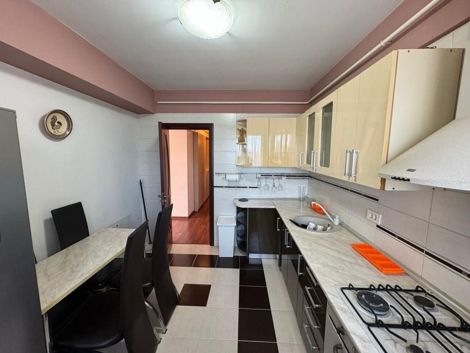 APARTAMENT CU 3 CAMERE-BLOC NOU-PARCARE+BOXA – fotografia 3 din 17