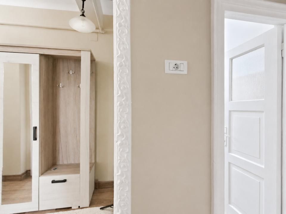 Închiriere apartament 2 camere, mobilat și utilat, Central Brasov – fotografia 12 din 13