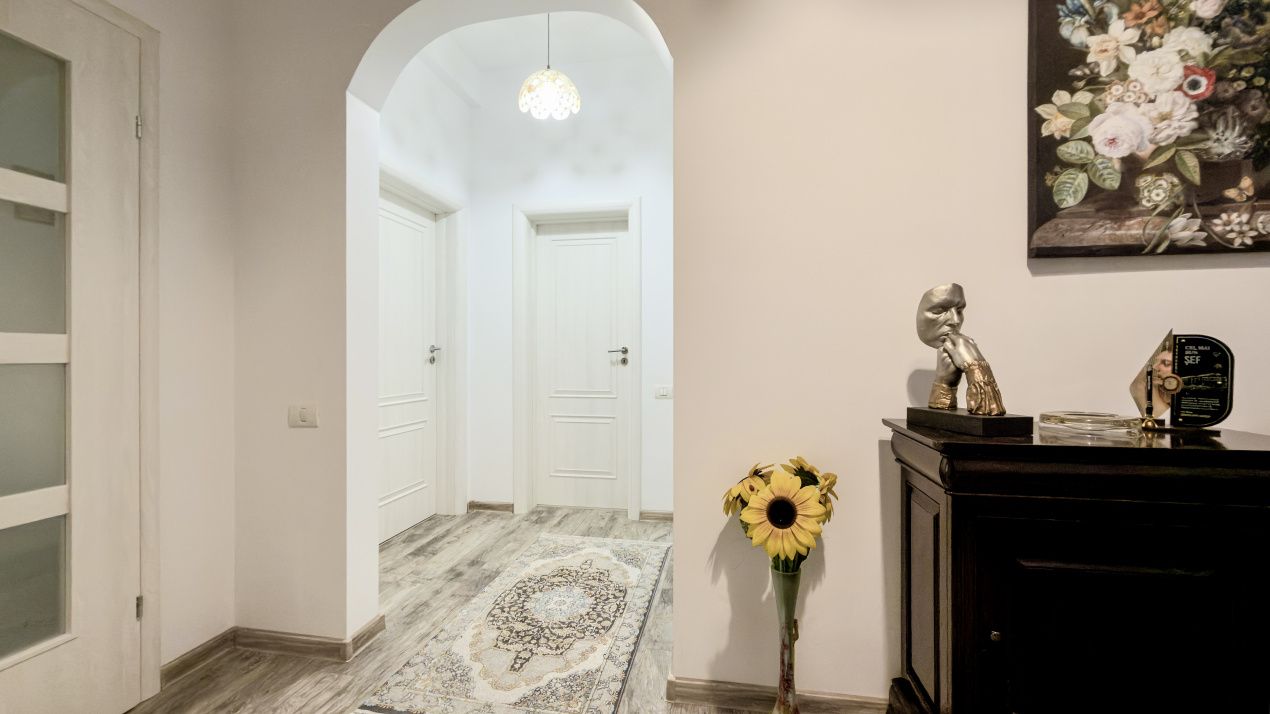 Casa cu 5 camere in Cumpăna-teren 915 mp, garaj si casa de oaspeți – fotografia 8 din 34