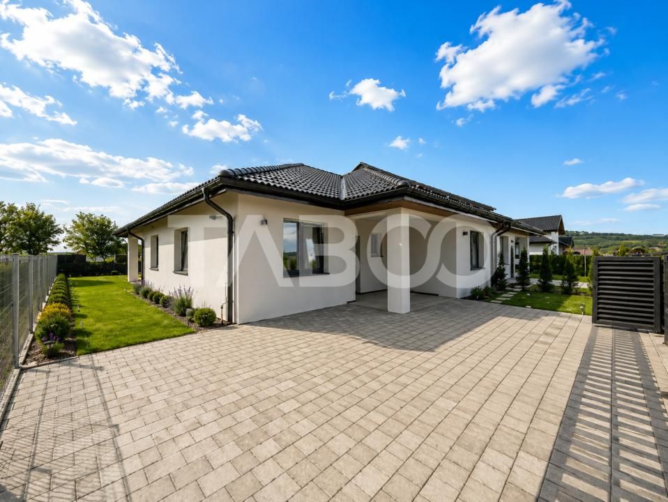 Casa individuala pe un singur nivel 479 mp teren Cristian Sibiu – fotografia 2 din 22