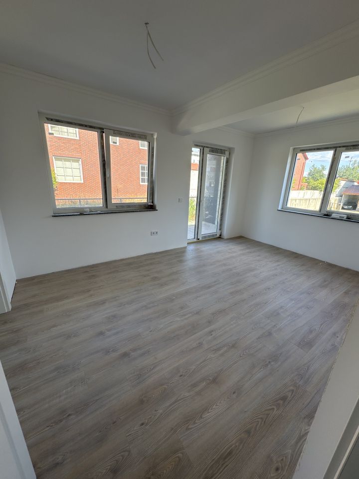 🔑 Apartament 2 camere / etaj 1 / loc de parcare si boxa / zona CETATII – fotografia 1 din 5