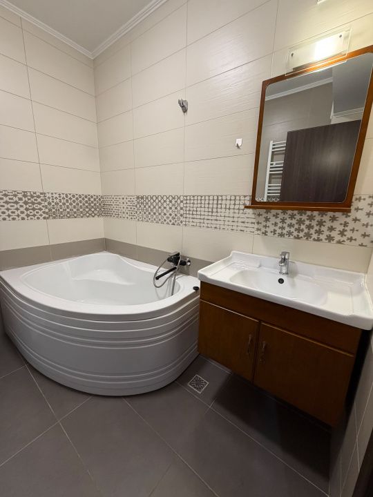 Apartament de închiriat | Str. Crinilor | 75 mp | loc de parcare subteran | 3/9 – fotografia 7 din 9