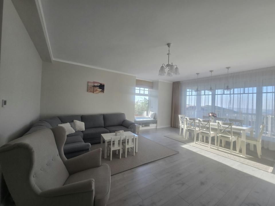 Casă individuală mobilată | 303 mp utili | Teren 870 mp | Sălicea - intrare – fotografia 6 din 14