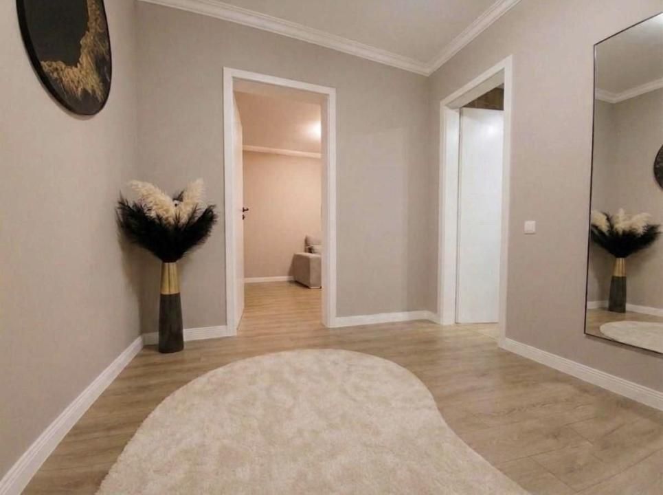 Apartament cu 2 camere de vanzare etaj 4 | Lift | Ostroveni Rm Valcea – fotografia 4 din 8
