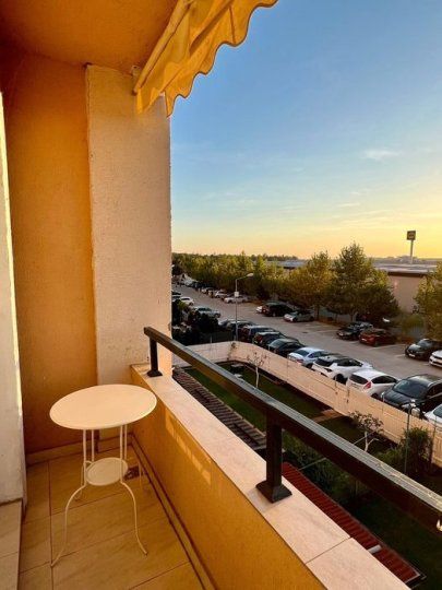 2 Camere de inchiriat | Cosmopolis | Parcare | Centrala Proprie | – fotografia 4 din 8