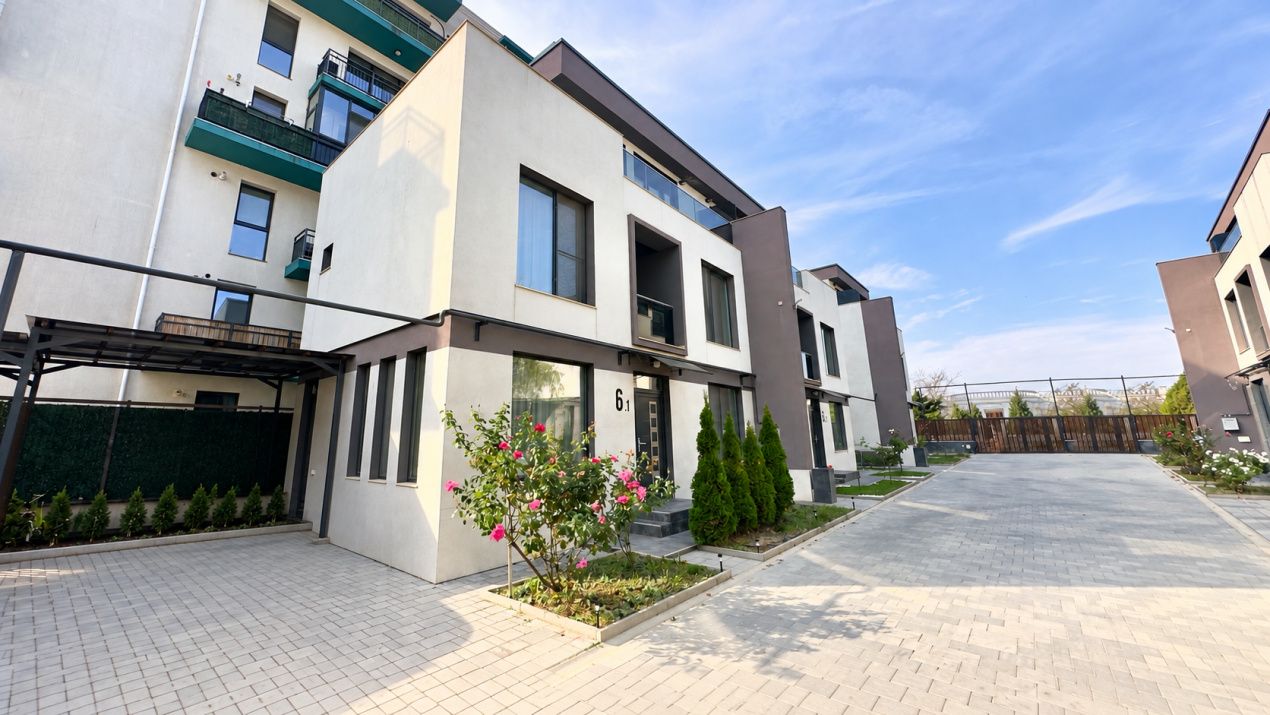 Duplex modern de vanzare in Mamaia Nord P+1 │ Loc de parcare │ Terasa spatioasa – fotografia 1 din 29